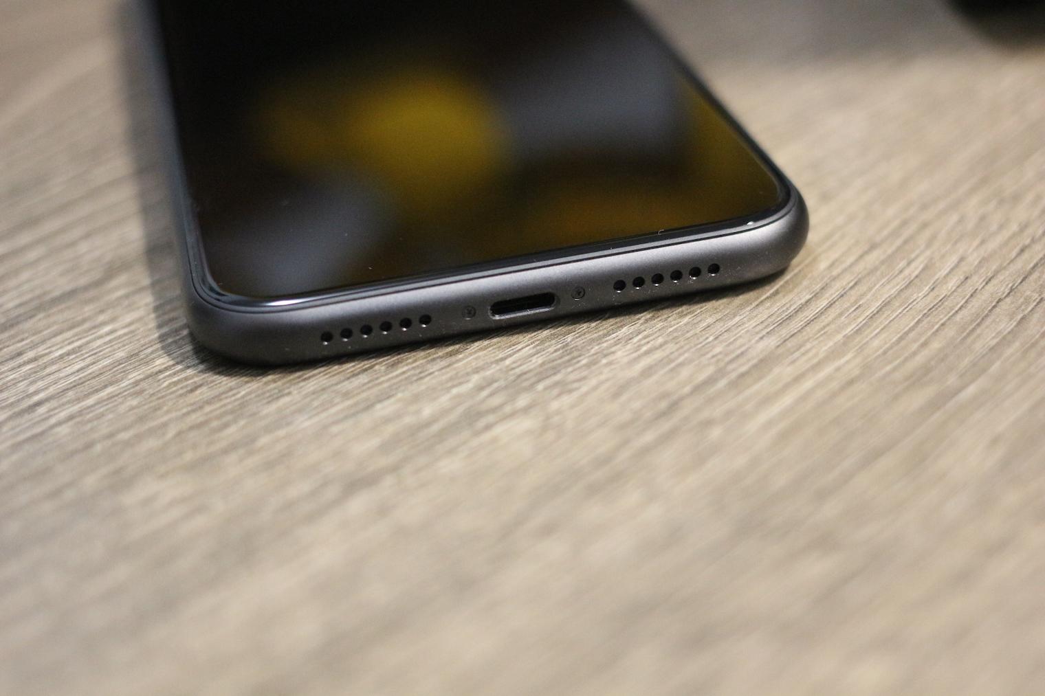 iPhone hangszóró csere